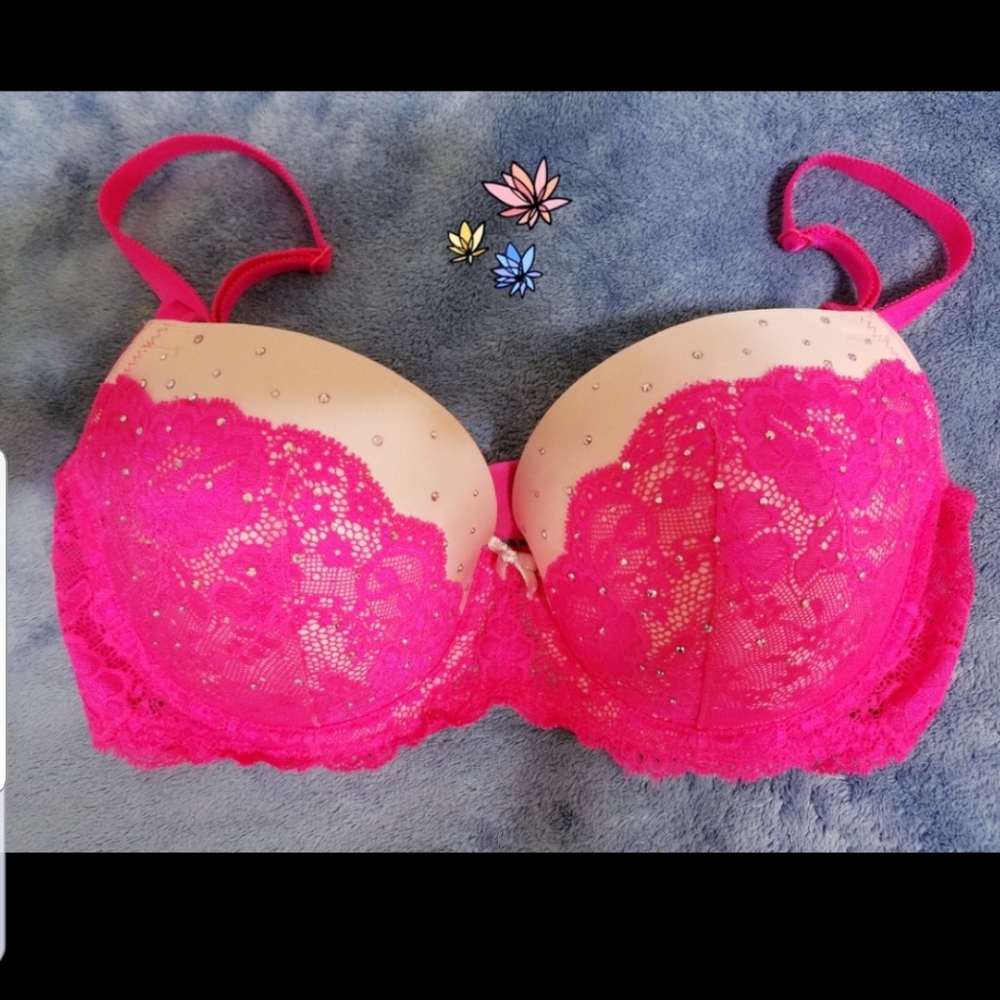 ♥NWOT VS Swarovski Crystals 34DD Dream Angels